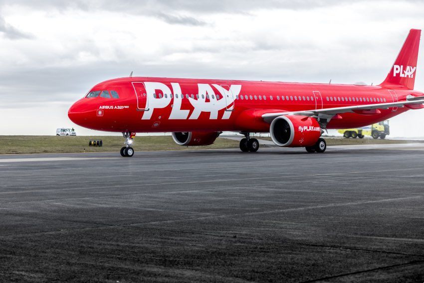 Play to launch first routes from UK to Canada