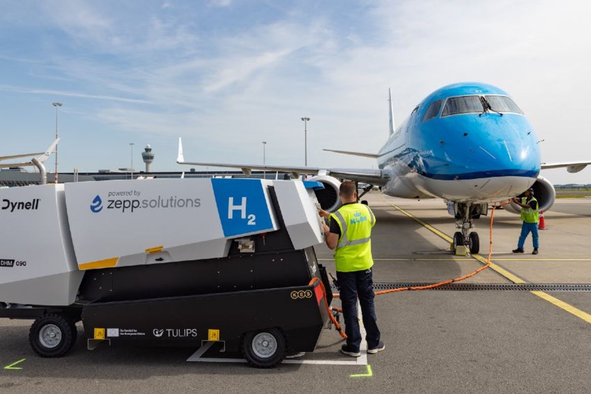 Schiphol launches trial of hydrogen power unit