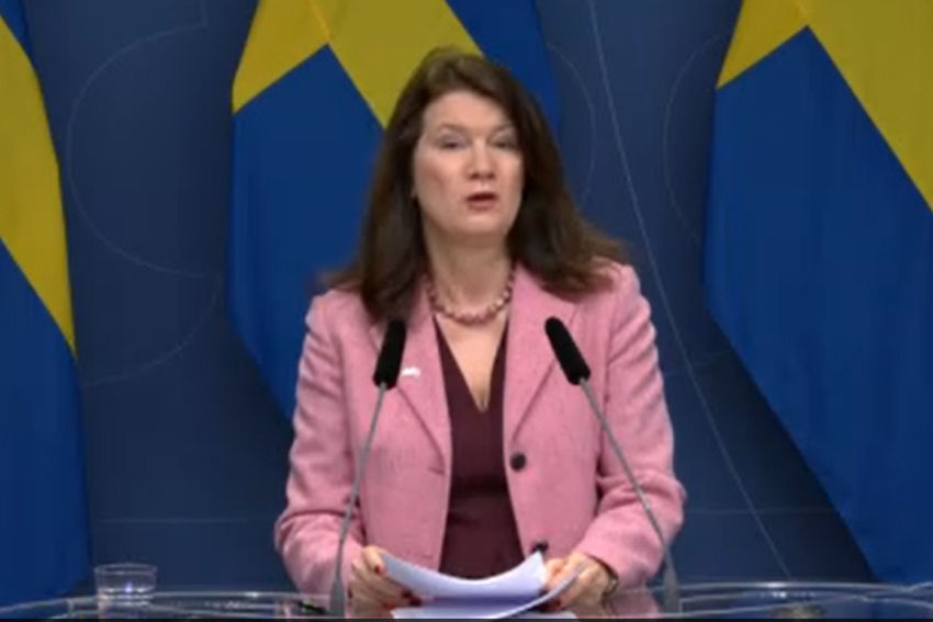 Sweden extends ban on non-essential travel 