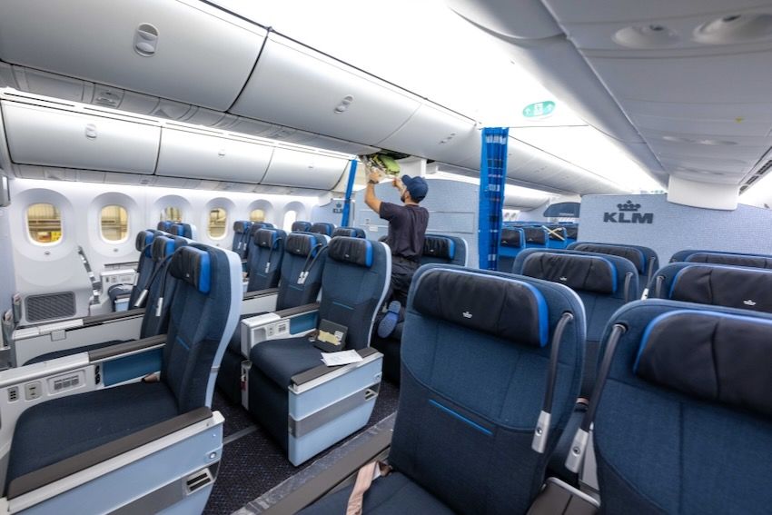 KLM_premium_economy_cabin