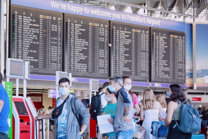 frankfurt airport arrivals departures