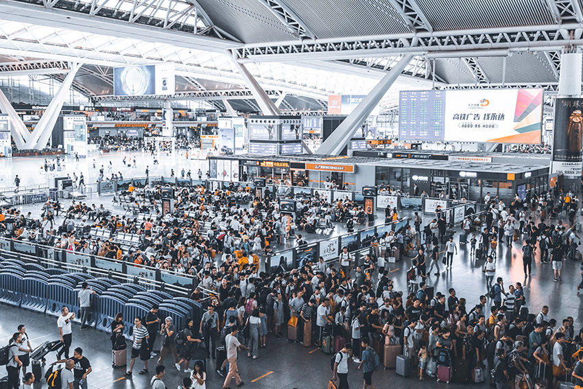 Guangzhou airport queues delays