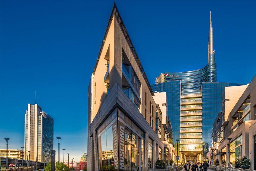 Italy removed from UK travel corridor list