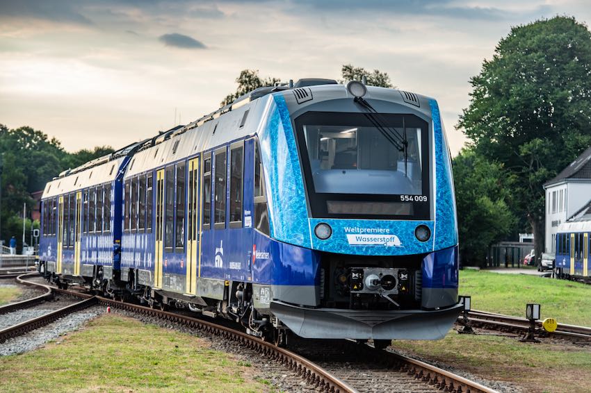 Coradia hydro-powered train