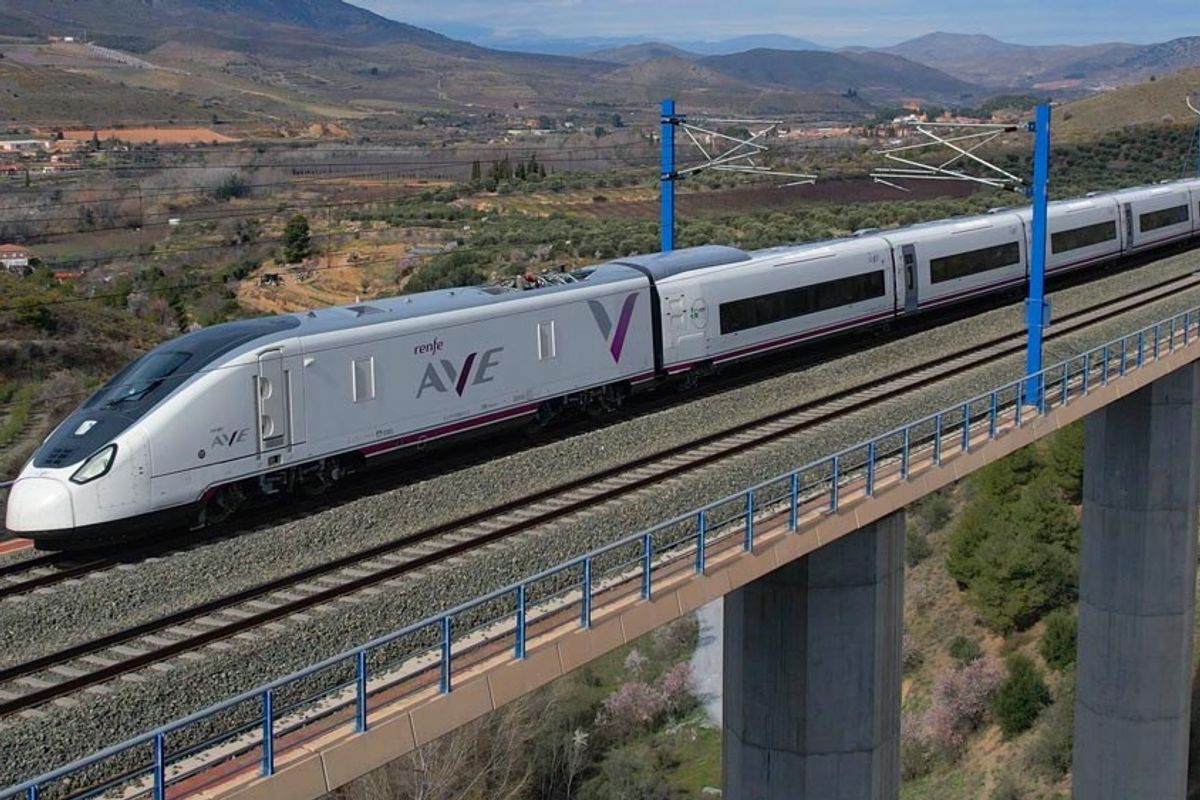 Renfe to launch Barcelona-Toulouse service in 2025