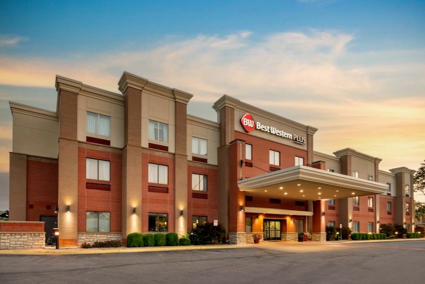 Best Western Plus Olathe Hotel.jpg