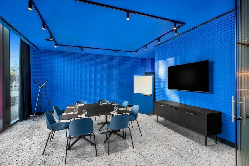 Tribe Budapest meeting room