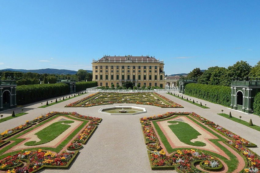 Austria offers meetings planners Covid cancellation guarantees