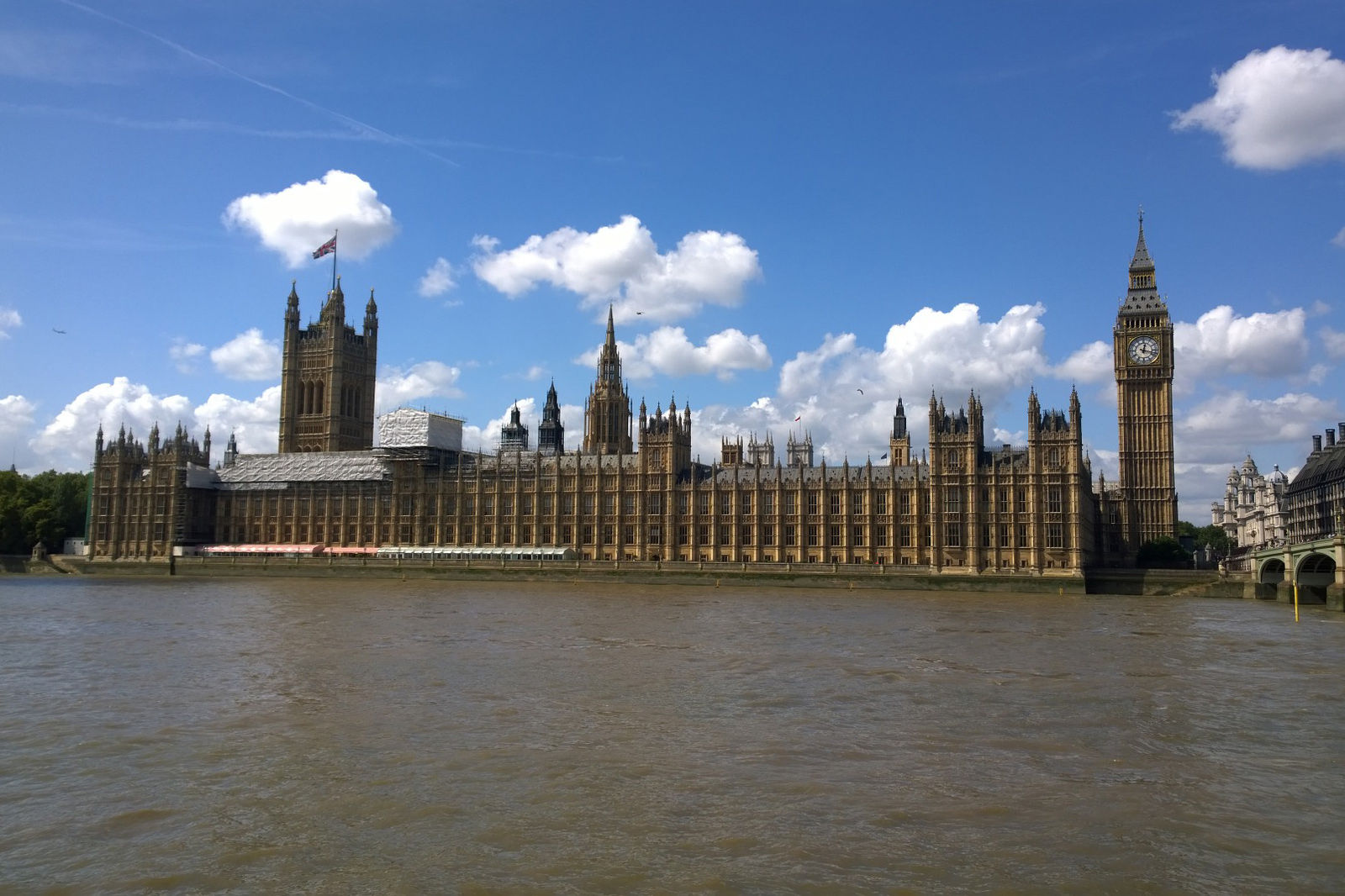 UK government must give ‘tailored support to travel industry’