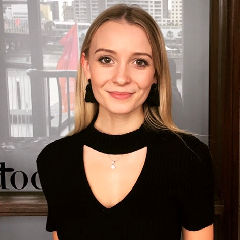 Alexandra Dowton Alexandra Dowton