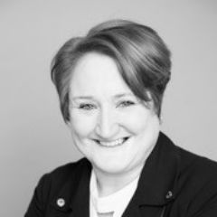Sue Reeves-240