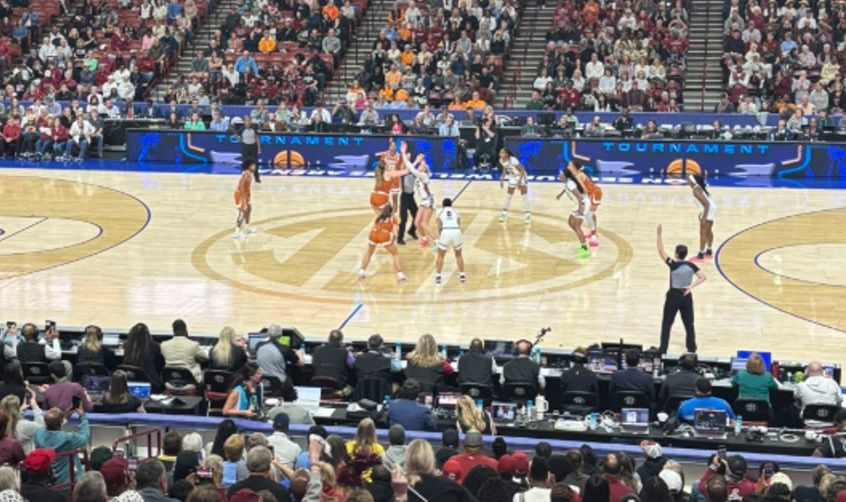 Image 65: SportsTravel