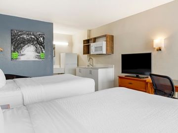Five keys to unlock the upside of transient-to-extended-stay hotel conversions