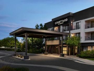 Latest news: Assurance buys 3 in Colorado; Manhattan casino rejected; ESA sells 3 in Philly