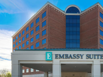 RLJ sells Dallas airport asset to Austin firm