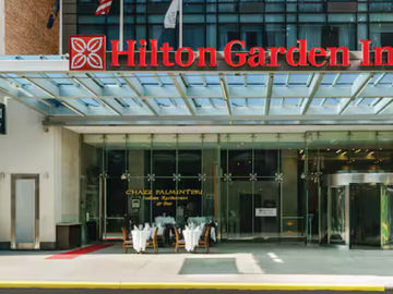Magna sells 4 NYC hotels for nearly $500 million