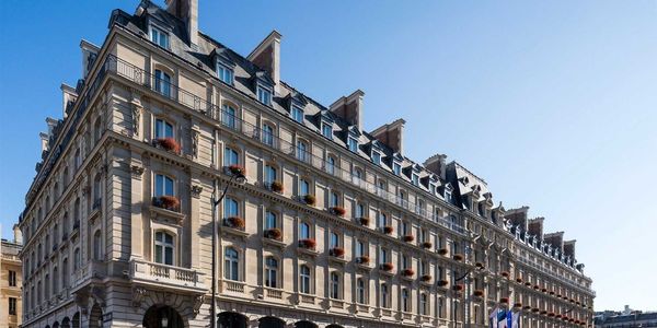 Hilton Paris Opera Euro Cush Wake 2025