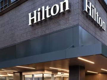 Latest news: APA acquires in Seattle; Starwood selling NYC 1?; AHT sells 2 more