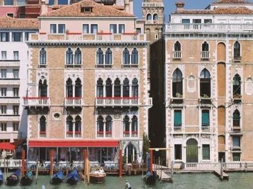 Mohari-Omnam acquire Hotel Bauer in Venice