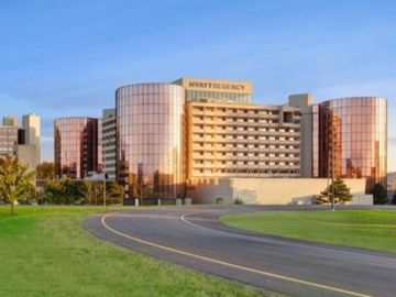 MCR acquires Hyatt Regency O’Hare Chicago
