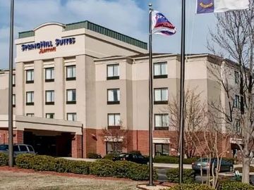 Bifurcation continues in US deal market