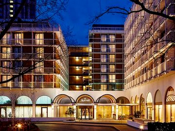 ADIA sells 33 UK hotels to US investors