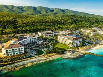 Hyatt finalizes deal for Playa Hotels & Resorts
