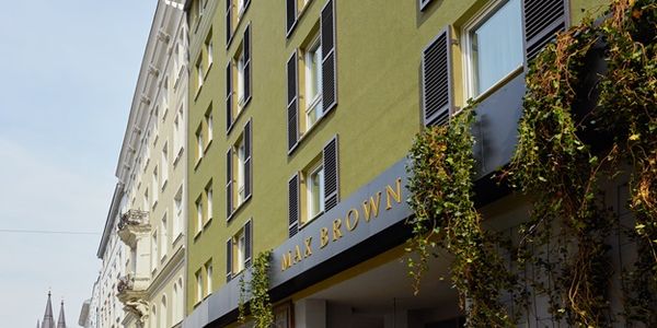 Max Brown Vienna