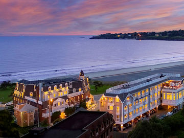 Newport Beach Hotel and Suites