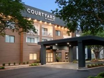 Latest news: New Accor CCO; Dreamscape adds 3; big 4Q for Preferred