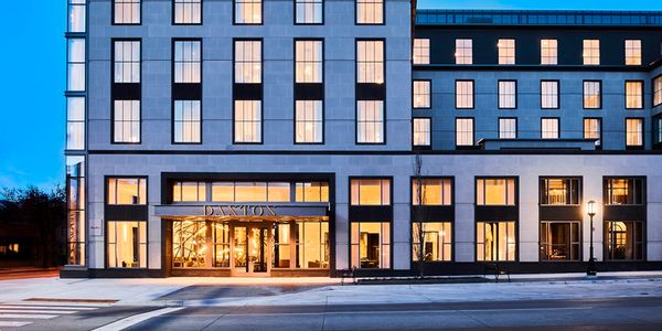 Draxton Hotel