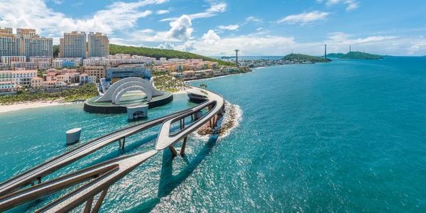 Latest news: Six Senses to Hilton Head; Sun Ventures first buy; B&B debuts in US
