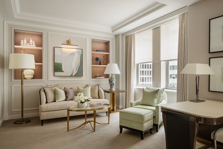Junior suite living room