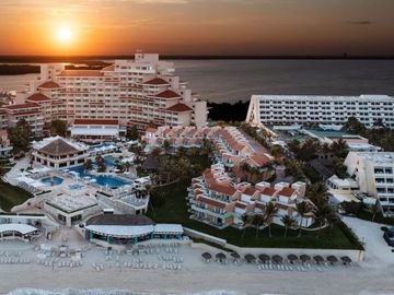 Wyndham passes 100 open in Mexico