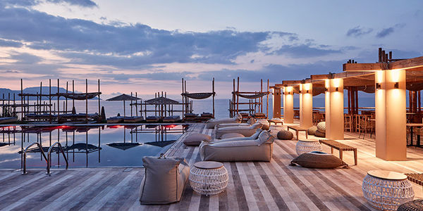 Latest news: Elbow Beach deal; IHG adds Crete; BWH manages in Australia