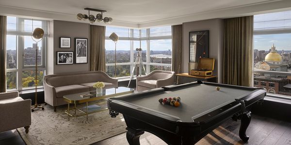 AKA Boston Common Suite