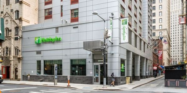 Holiday Inn Manhattan Financial District