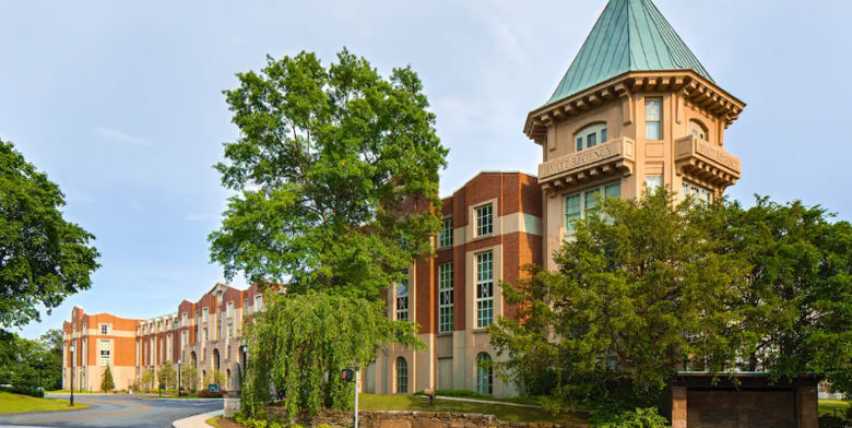 Last week, Trinity Investments sold the majority stake of the Hyatt Regency Greenwich in Connecticut to Certares Last week, Trinity Investments sold the majority stake of the Hyatt Regency Greenwich in Connecticut to Certares