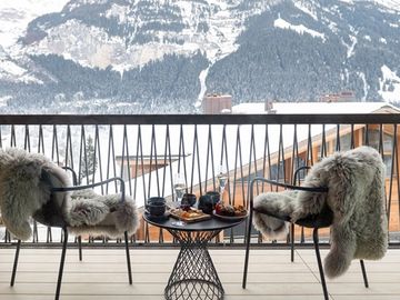 Hilton partners with SLH, beats Street in 4Q23