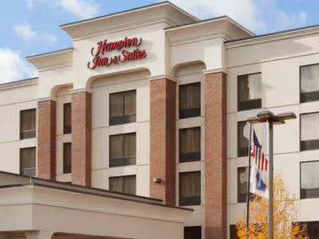 Latest news: Starwood modifying debt; Hartford hotel sells; record month in Canada