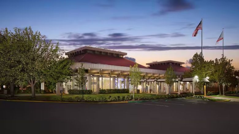 Parks Hotels & Resorts said it is permanently closing its Hilton Oakland Airport hotel later this year. Parks Hotels & Resorts said it is permanently closing its Hilton Oakland Airport hotel later this year.