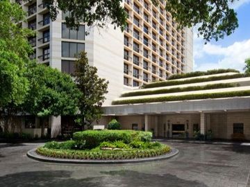Host boasts RevPAR gains, optimistic 2026 guidance