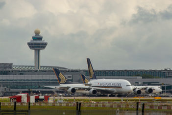 Gulf crisis delays Singapore’s green jet fuel levy