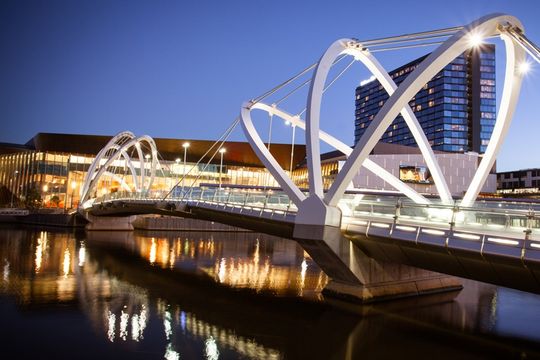 Australia extends business events bid fund