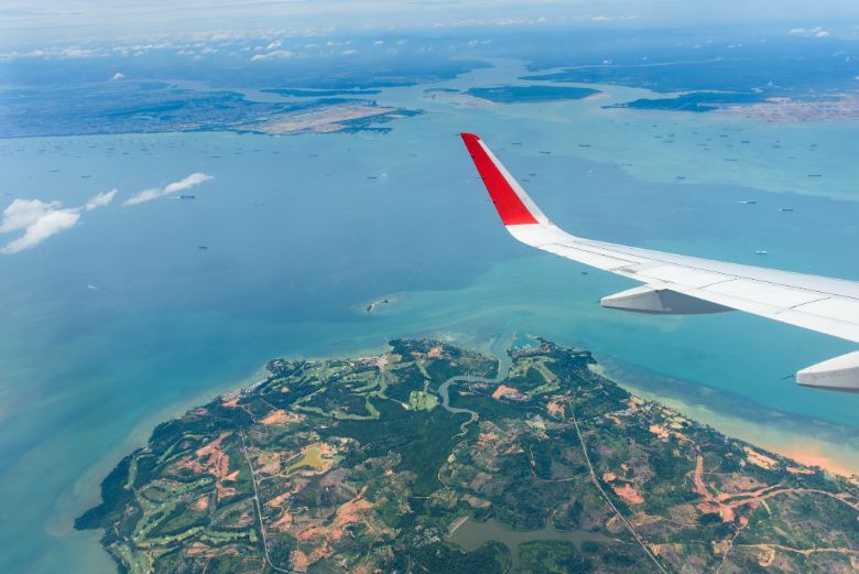 Green lanes, rapid tests in Indonesia and Singapore