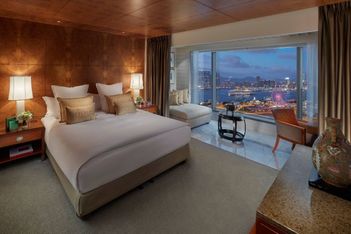 Mandarin Oriental Hong Kong harbour-view-verandah