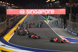 Header_Singapore GP - Carlos Sainz in the lead