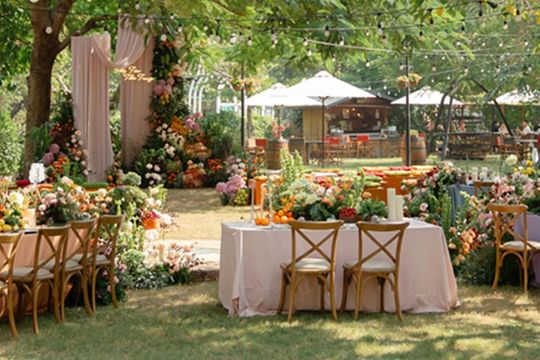 Corporate garden party affairs bloom in Vietnam hotels
