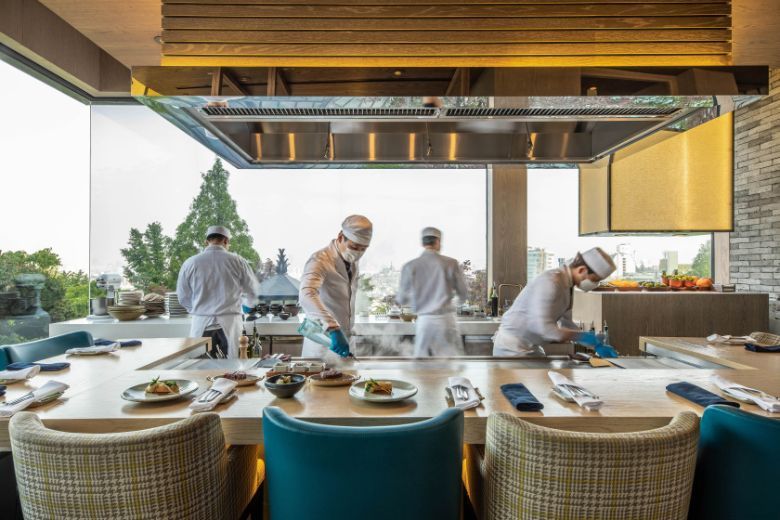 Hybrid hospitality: Hotels bridge online-offline divide