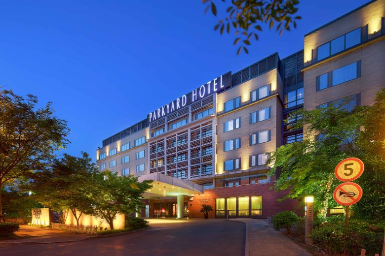 Event bubbles drive hotel buyout trend